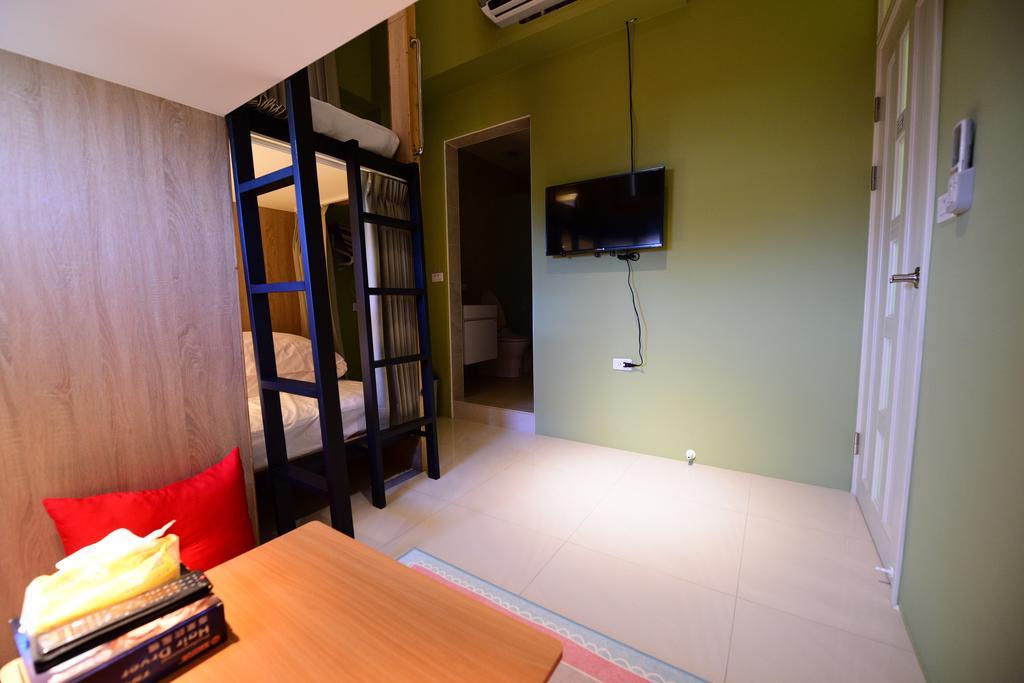 K2 Hostel T'ai-tung Exteriör bild
